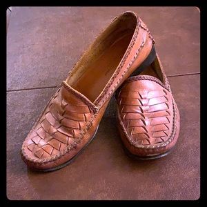 Bragano by Cole Haan Italian weave loafers
